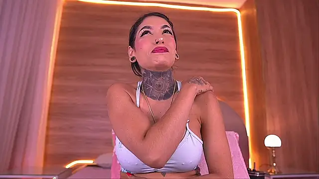 danna berlin  online show from March 31, 7:16 pm