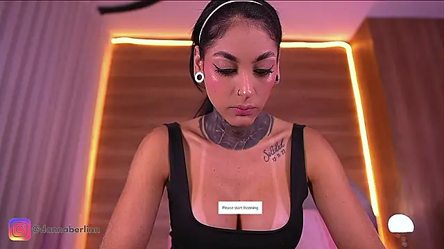 danna berlin  online show from March 12, 7:29 pm