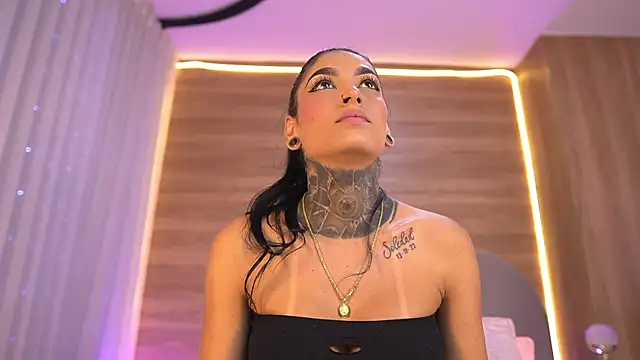 danna berlin  online show from May 22, 7:12 pm