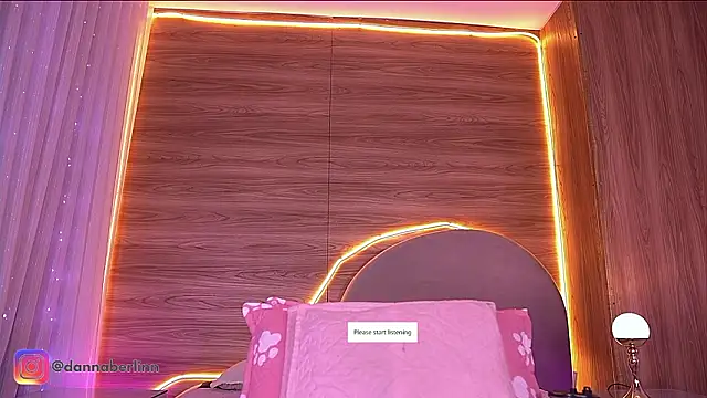 danna berlin  online show from March 6, 8:26 pm