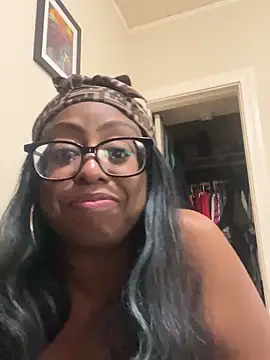 Goddesskarisma online show from December 20, 3:20 am