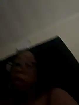 Goddesskarisma online show from November 13, 2:15 am