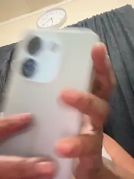 Goddesskarisma online show from December 5, 1:38 am