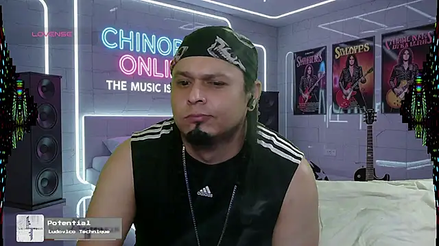 chino roz online show from October 14, 9:10 am
