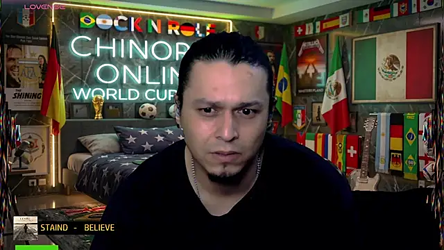 Snapshot of chino_roz chatting on June 28, 1:01 am chino roz online show from June 28, 1:01 am