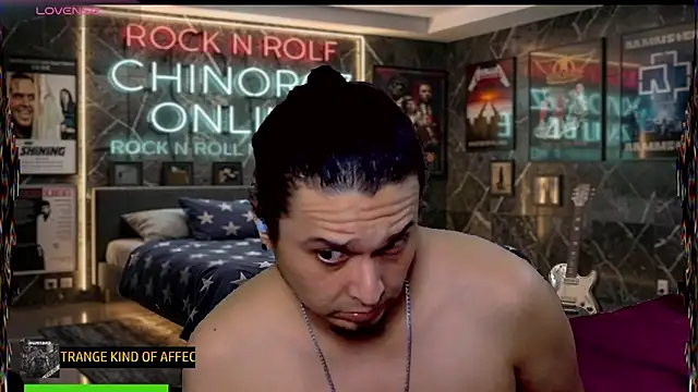 Snapshot of chino_roz chatting on June 18, 1:26 am chino roz online show from June 18, 1:26 am