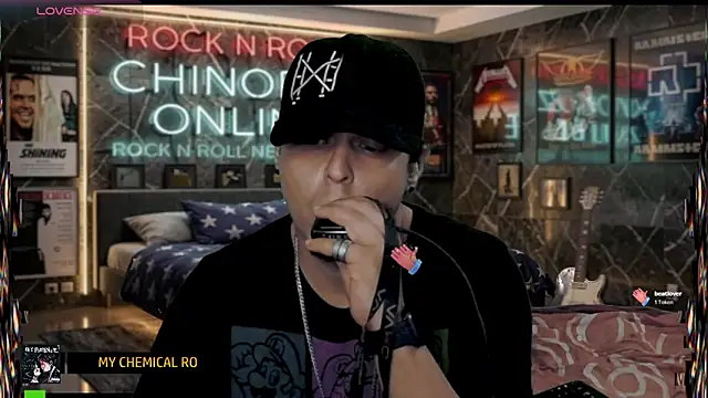 Snapshot of chino_roz chatting on June 7, 1:11 am chino roz online show from June 7, 1:11 am