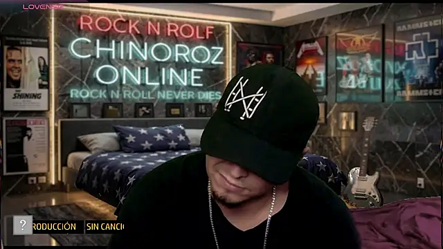 Snapshot of chino_roz chatting on June 15, 11:04 pm chino roz online show from June 15, 11:04 pm