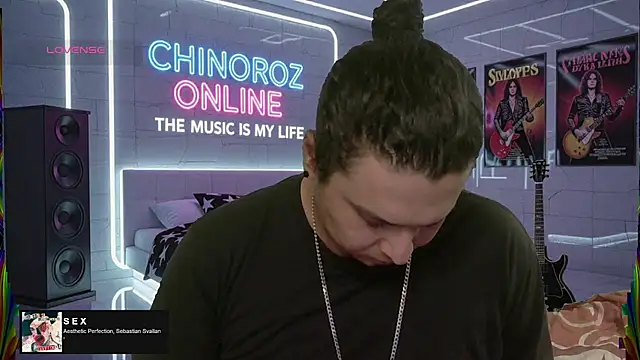 chino roz online show from September 9, 1:42 pm