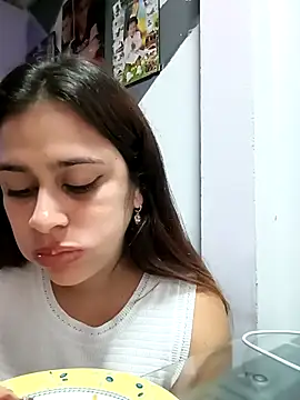 Latina sexy1 online show from October 12, 2:35 am