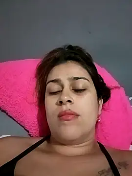 Latina sexy1 online show from November 28, 1:50 am