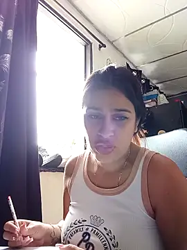 Snapshot of Latina_sexy1 chatting on February 22, 5:25 pm Latina sexy1 online show from February 22, 5:25 pm