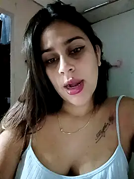 Snapshot of Latina_sexy1 chatting on February 20, 11:12 am Latina sexy1 online show from February 20, 11:12 am