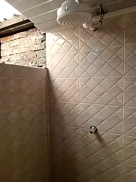 Snapshot of Latina_sexy1 chatting on March 1, 5:57 pm Latina sexy1 online show from March 1, 5:57 pm