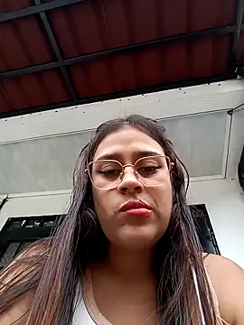 Latina sexy1 online show from April 7, 1:02 pm