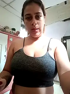 Latina sexy1 online show from April 4, 1:28 pm