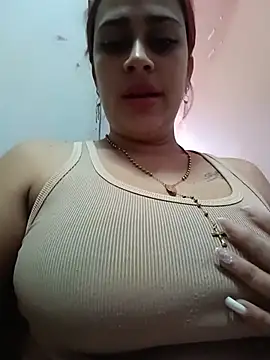 Snapshot of Latina_sexy1 chatting on July 8, 4:29 pm Latina sexy1 online show from July 8, 4:29 pm