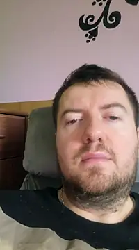BeautifulPenis2002 online show from February 28, 9:25 am