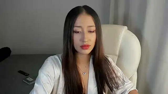 Snapshot of adila_anich chatting on March 7, 7:05 pm adila anich online show from March 7, 7:05 pm