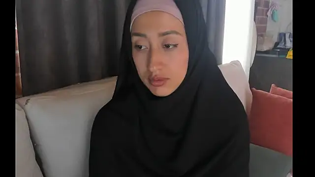 adila anich online show from March 13, 8:58 pm