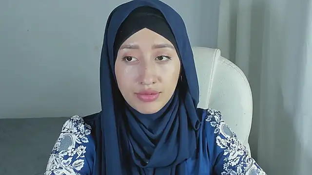 Snapshot of adila_anich chatting on March 6, 5:22 pm adila anich online show from March 6, 5:22 pm