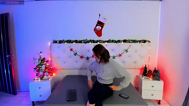 Aron cruz online show from December 22, 12:49 pm