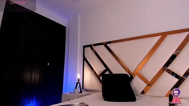 Aron cruz online show from March 5, 1:19 pm