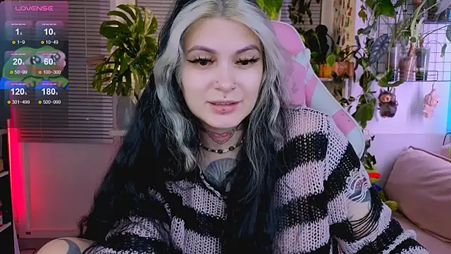 Snapshot of jelya_sg chatting on January 17, 5:05 pm jelya sg online show from January 17, 5:05 pm