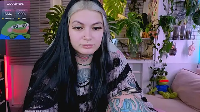 Snapshot of jelya_sg chatting on January 6, 4:44 pm jelya sg online show from January 6, 4:44 pm