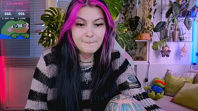 Snapshot of jelya_sg chatting on February 3, 11:26 am jelya sg online show from February 3, 11:26 am