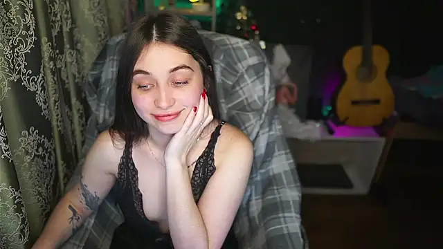 delicatedBailey online show from February 26, 4:41 am