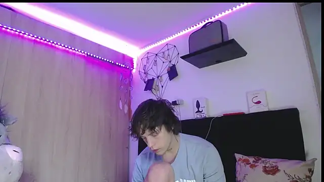 Santiago kiler online show from March 28, 12:28 pm