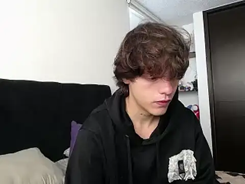 Santiago kiler online show from March 8, 1:25 pm