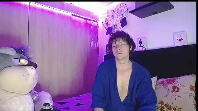 Santiago kiler online show from March 24, 10:04 am