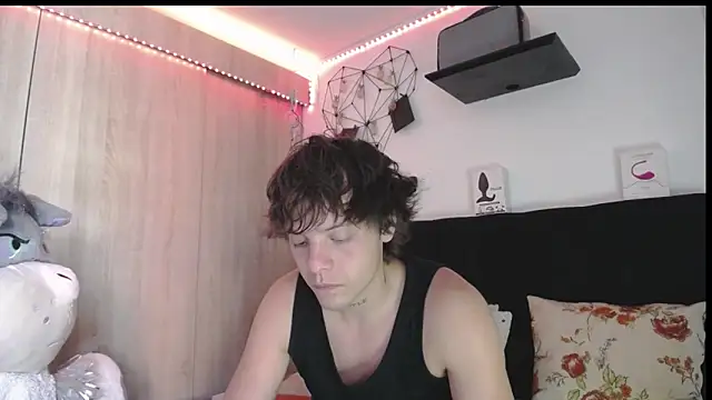 Santiago kiler online show from March 2, 8:27 pm