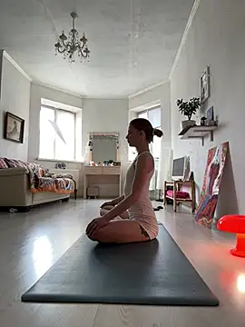 LeyaJohnson online show from March 20, 12:50 pm