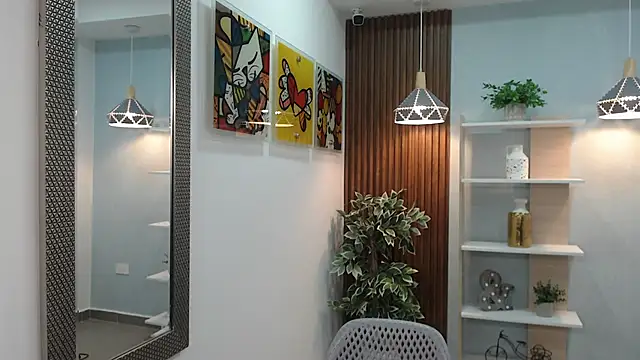 Sassy--Girl online show from February 6, 11:17 am