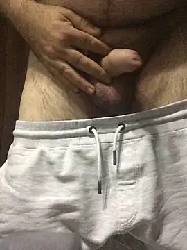 Snapshot of hairysmallcockguy chatting on January 3, 1:24 pm hairysmallcockguy online show from January 3, 1:24 pm