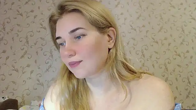 mmmPinUpGirl online show from September 12, 6:57 am