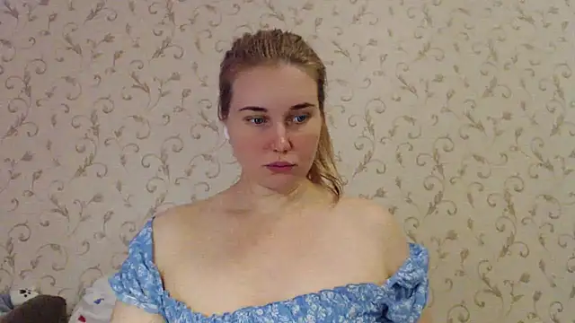 mmmPinUpGirl online show from September 14, 10:26 am