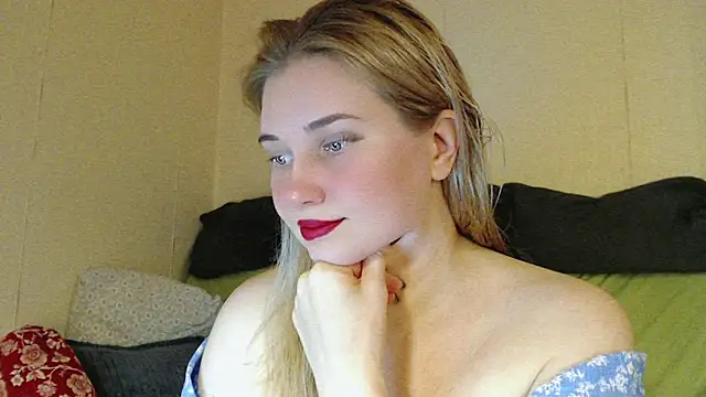 mmmPinUpGirl online show from October 19, 2:53 pm