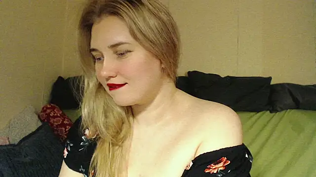 mmmPinUpGirl online show from November 9, 5:06 pm