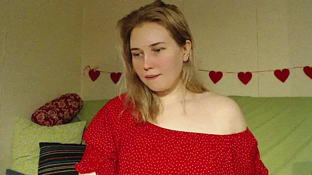 mmmPinUpGirl online show from March 19, 11:49 pm