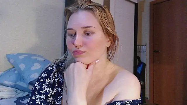 mmmPinUpGirl online show from June 20, 7:52 pm