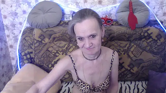 MissBekker online show from March 19, 11:10 am