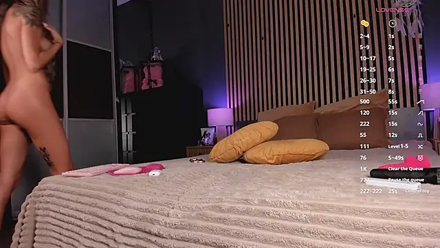 WILD-ANGEL777 online show from April 15, 5:35 am