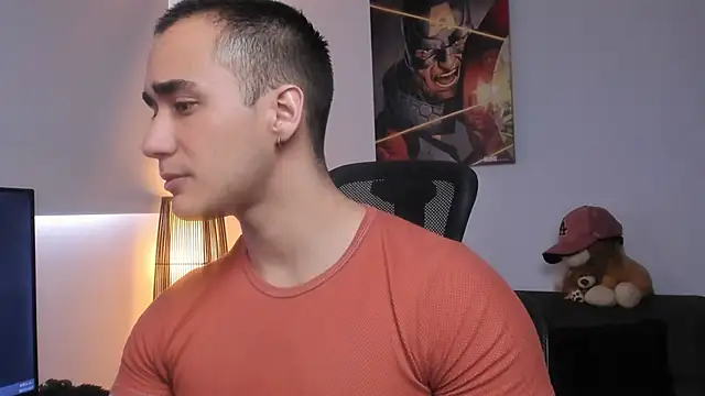 AlexRivera6 online show from December 30, 1:47 pm