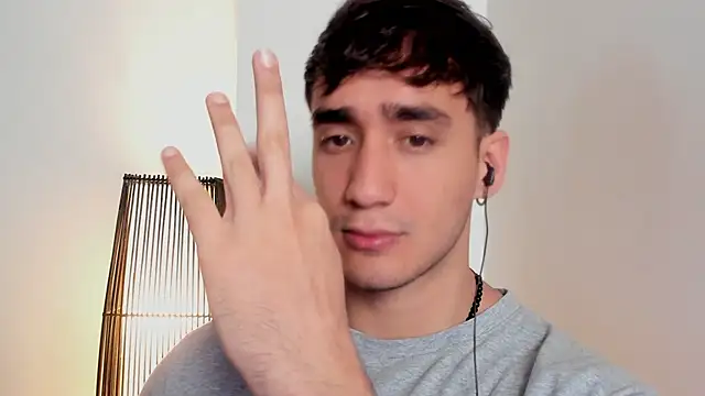 AlexRivera6 online show from February 19, 4:15 pm