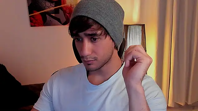AlexRivera6 online show from May 15, 4:38 pm