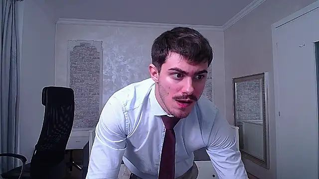 Snapshot of WilsonJules chatting on January 23, 3:32 pm WilsonJules online show from January 23, 3:32 pm